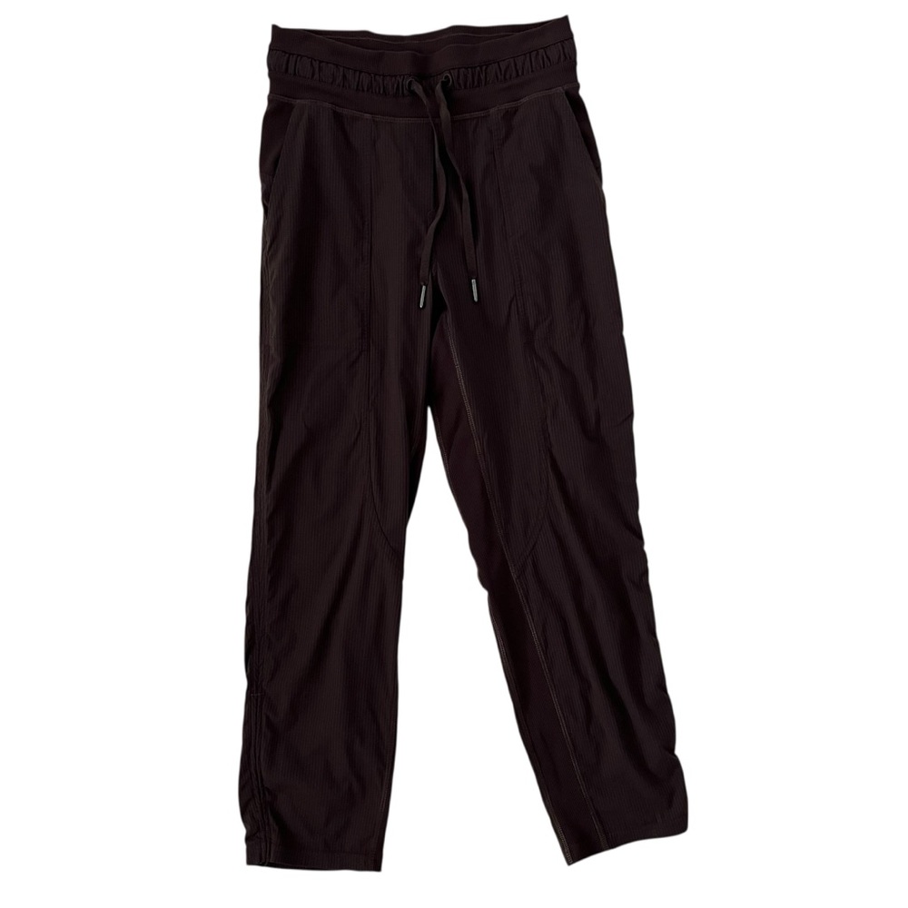 Lululemon‎ Dance Studio Mid-Rise Crop 25" in Chocolate Brown Size 2 - Picture 2 of 13